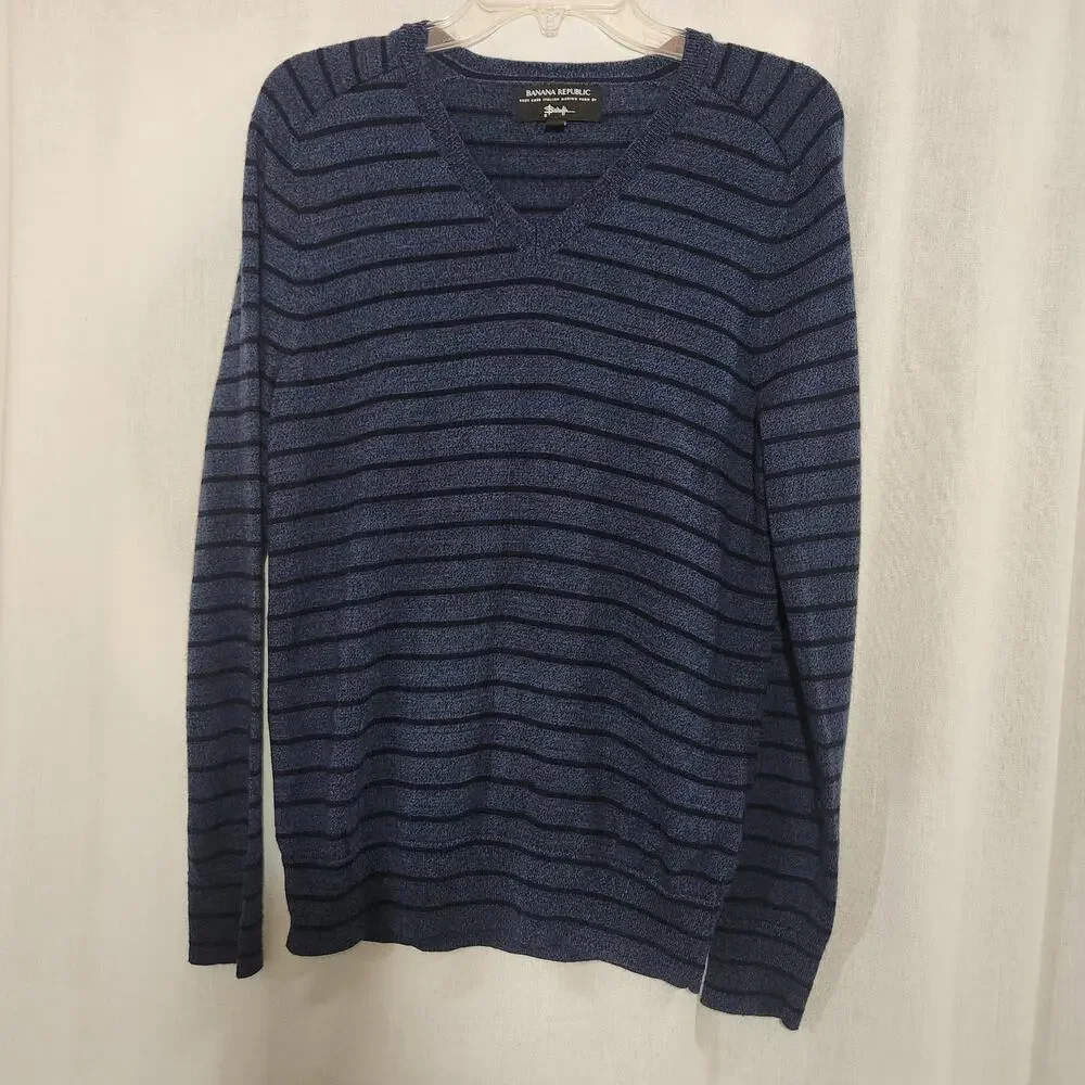 Banana Republic Easy Care Merino Wool Men's  Blue Sweater